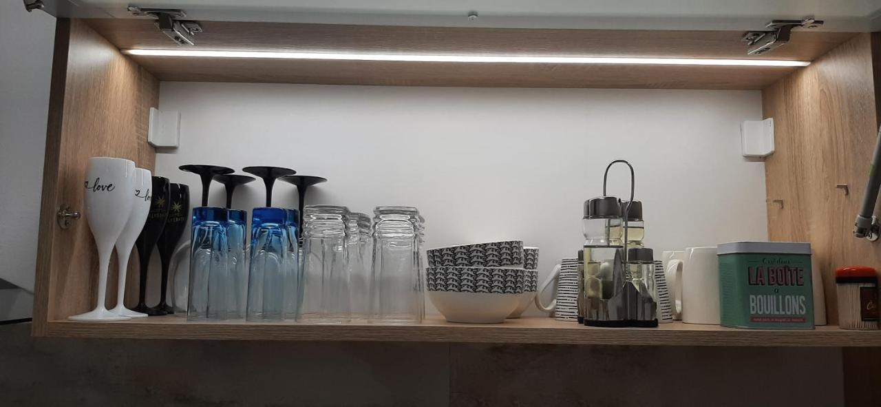 Novi Sad Apartman Tenigo エクステリア 写真