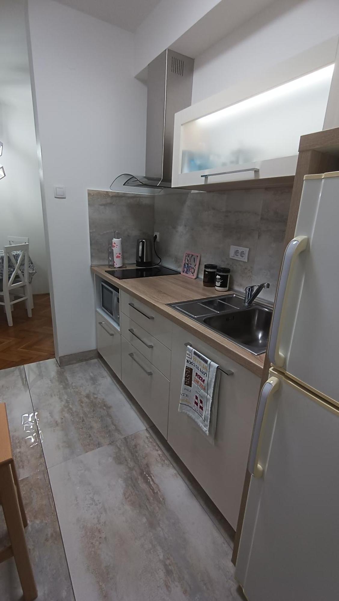 Novi Sad Apartman Tenigo エクステリア 写真